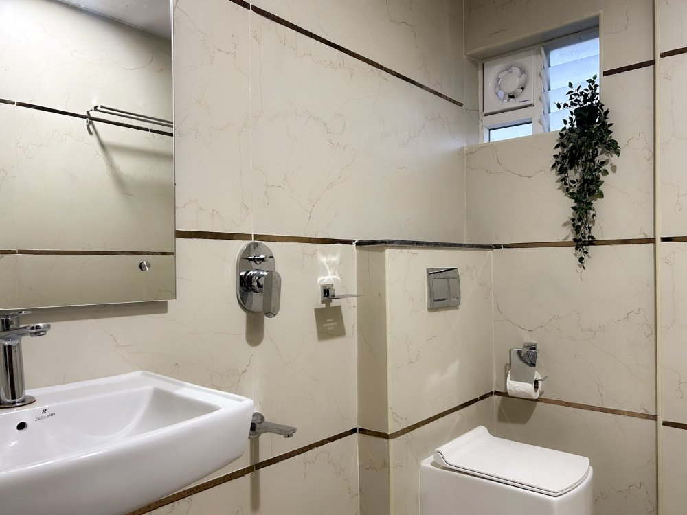 Bathroom amenities